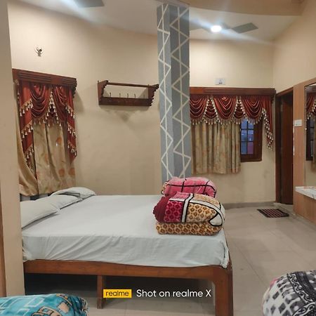 Hotel Pleasure Landmark Ujjain Ngoại thất bức ảnh